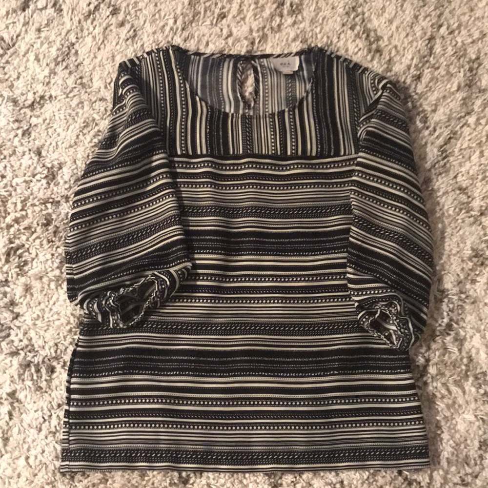 Striped 3/4 sleeve blouse